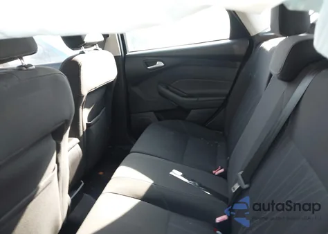 2015 Ford Focus Se z USA, uszkodzony, nr VIN 1FADP3K2XFL263655